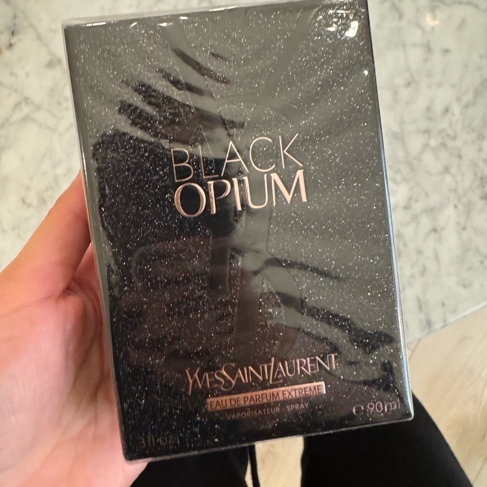 Yves Saint Laurent Black Opium Extreme Eau de Parfum
